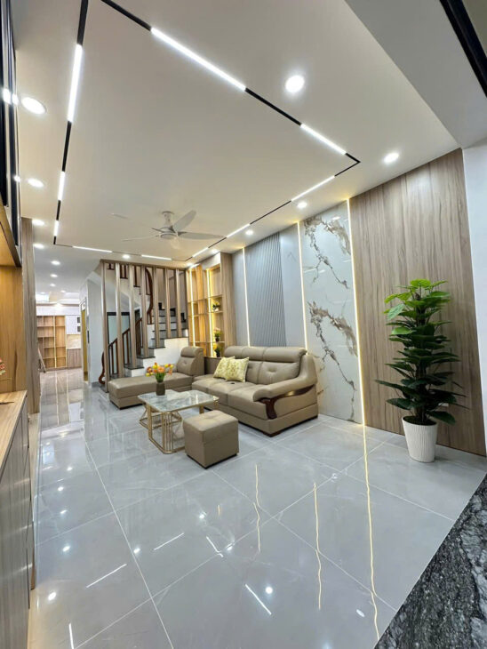 Siêu phẩm lô góc Nguyên Đúc Cảnh ,Hoàng Mai,1 nhà ra phố,thang máy,sân trươc nhà rộng,nội thât cao