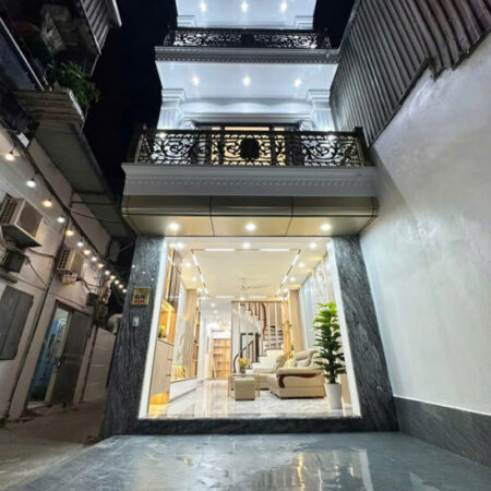 Siêu phẩm lô góc Nguyên Đúc Cảnh ,Hoàng Mai,1 nhà ra phố,thang máy,sân trươc nhà rộng,nội thât cao