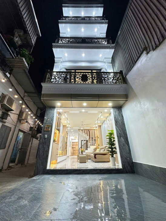 Siêu phẩm lô góc Nguyên Đúc Cảnh ,Hoàng Mai,1 nhà ra phố,thang máy,sân trươc nhà rộng,nội thât cao