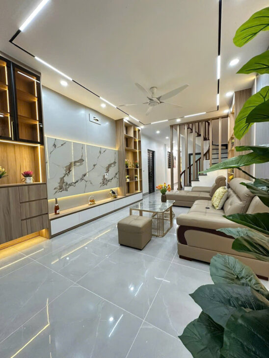 Siêu phẩm lô góc Nguyên Đúc Cảnh ,Hoàng Mai,1 nhà ra phố,thang máy,sân trươc nhà rộng,nội thât cao