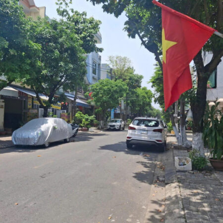 Nhà mặt tiền Hải Châu, đất 90m2, 2 tầng,3 phòng ngủ, giá nhỉnh 7 tỷ.