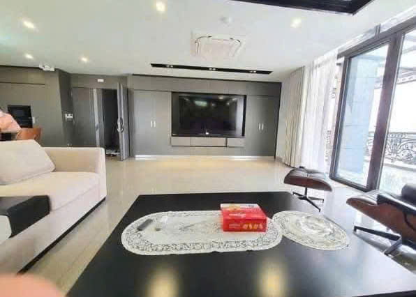 BÁN TÒA VĂN PHÒNG 180M2 x 9 TẦNG, GIÁ 59 TỶ.MẶT PHỐ VƯƠNG THỪA VŨ, THANH XUÂN, HÀ NỘI