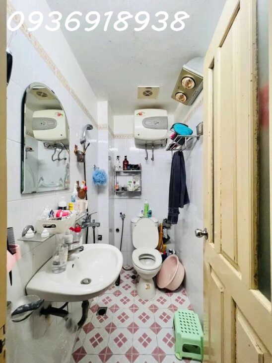 17 tỷ-phân lô-vỉa hè-ô tô tránh-kinh doanh sầm uất-Hoàng Quốc Việt, Cầu Giấy