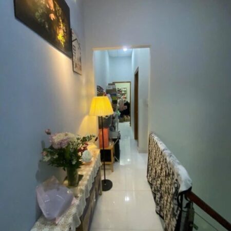 BÁN NHÀ HẺM XE HƠI – THÍCH QUẢNG ĐỨC