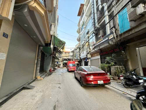 Siêu phẩm phân lô Lê Duẩn,Đống Đa,2 mặt tiền,vỉa hè rộng,oto tránh,7T thang máy,47m2, giá 22 tỷ