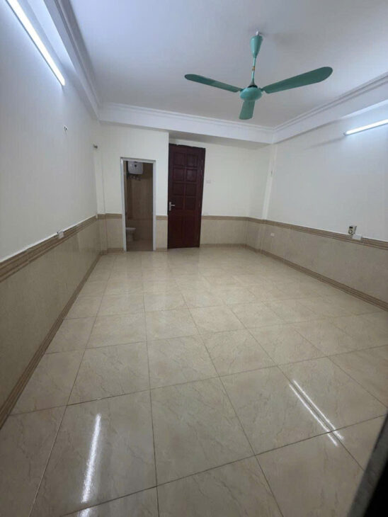 BÁN NHÀ 4T – 60M² – MT 6M – GIÁ CHỈ 6,9 TỶ – ô tô đỗ cửa THẠCH CẦU- LONG BIÊN