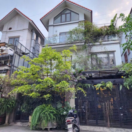 ???? Bán biệt thự lô góc KĐT Thành phố Giao Lưu – 213m² – Giá 70 tỷ