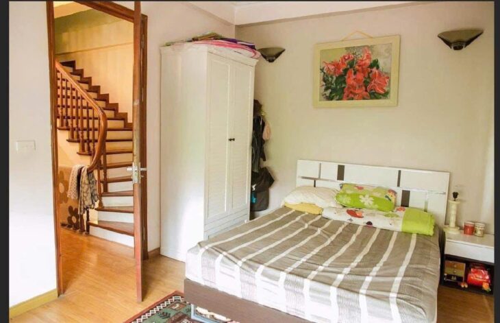 Bán nhà đẹp như Lâu Đài tại Phú Xá – Sát phố, ngõ nông, giá hấp dẫn!