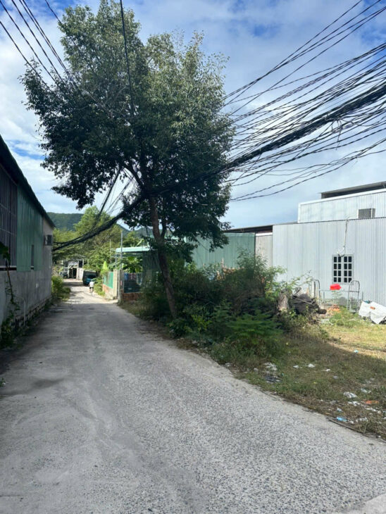 BÁN LÔ GÓC 2 MẶT TIỀN ĐƯỜNG NGUYỄN TẤT THÀNH, PHƯỚC ĐỒNG, NHA TRANG