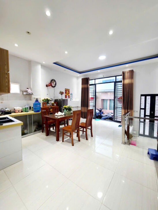 BÁN NHÀ 41M2 – TRẦN ĐẠI NGHĨA – 2 TÀNG – TẶNG FULL NỘI THẤT- NGANG 5.4M – NHỈNH 2 TỶ