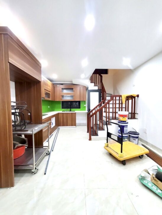 NHÀ ĐẸP Ở LUÔN MẶT NGÕ KHÂM THIÊN-DT33M2-5 TẦNG-MT4.2M-GIÁ CHỈ 7.4 TỶ