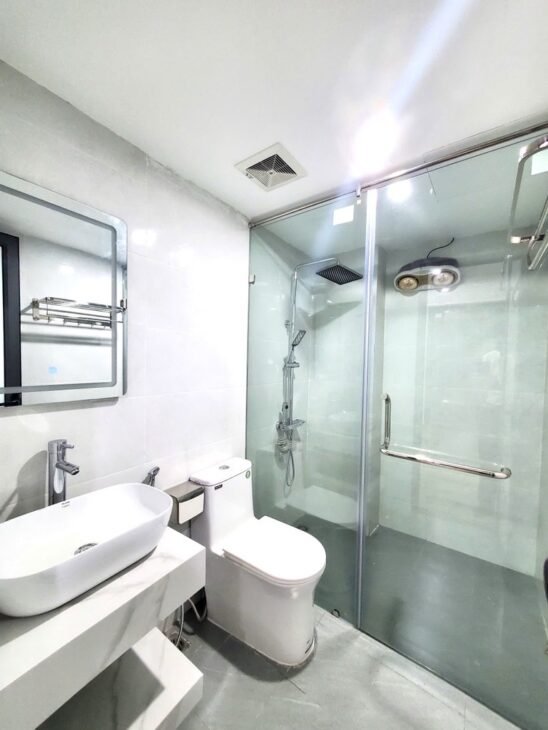 NHÀ ĐẸP Ở LUÔN MẶT NGÕ KHÂM THIÊN-DT33M2-5 TẦNG-MT4.2M-GIÁ CHỈ 7.4 TỶ