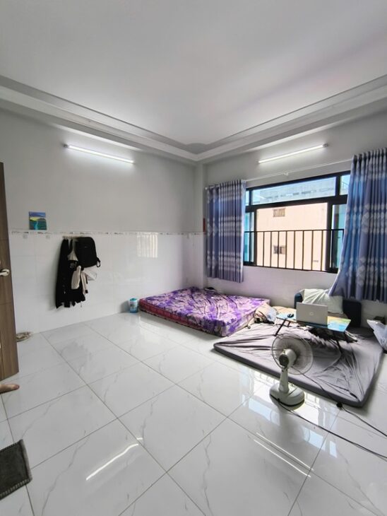 NHÀ ĐẸP- GIÁ TỐT – CHÍNH CHỦ CẦN BÁN Căn Nhà Mặt Tiền Chợ Vị Trí Tại Quận Tân Phú, TP HCM