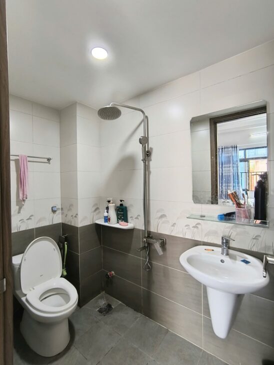 NHÀ ĐẸP- GIÁ TỐT – CHÍNH CHỦ CẦN BÁN Căn Nhà Mặt Tiền Chợ Vị Trí Tại Quận Tân Phú, TP HCM