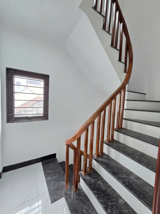 Bán Căn Nhà Nam Dư Lĩnh Nam Xây Mới Ô Tô Đỗ Cửa 32m 5 Tầng 5.99 Tỷ Sổ Đỏ