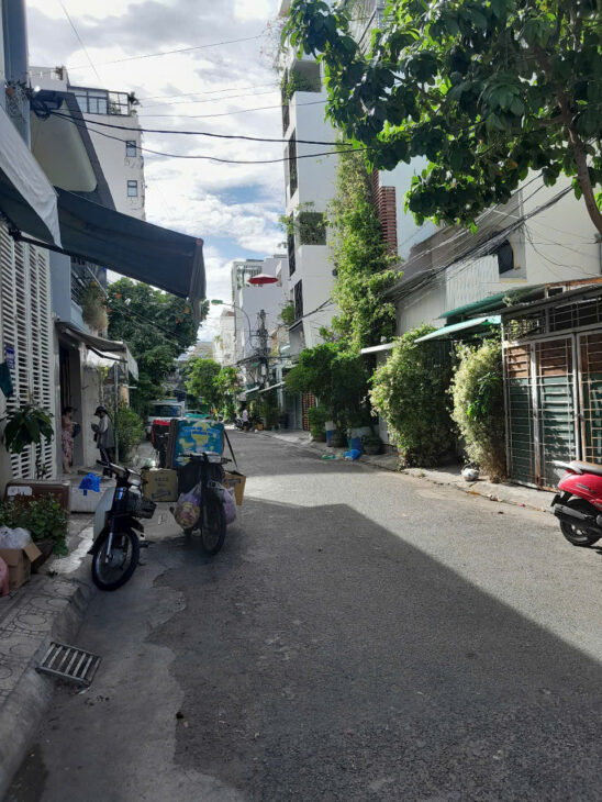 BÁN NHÀ 1 TRỆT 1 LẦU KHU BÀN CỜ NHA TRANG.