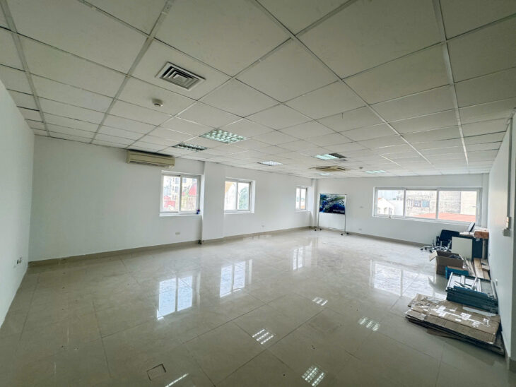 CHO THUÊ VĂN PHÒNG 80M² – TÒA NHÀ HT BUILDING, 28 XUÂN LA, TÂY HỒ