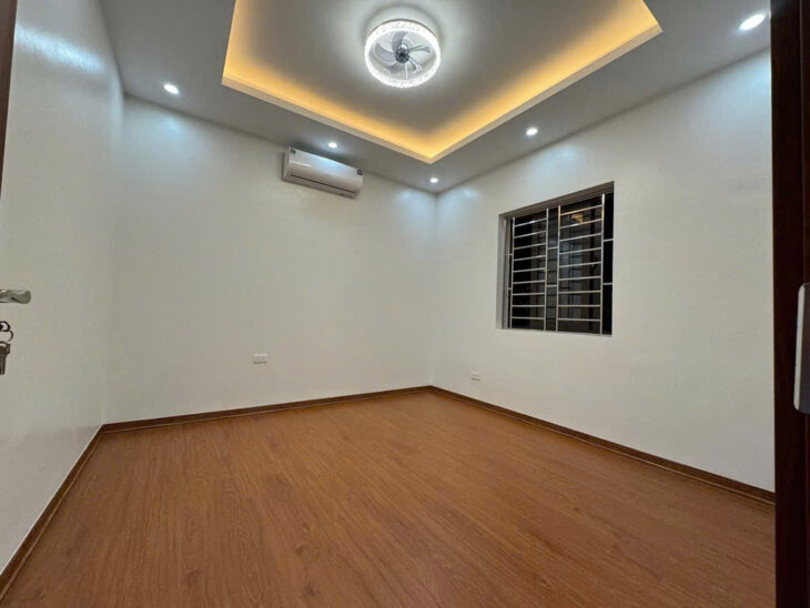 Bán nhà khu phân lô – Tô Hiệu – 38m² x 5.5 tầng – 10 tỷ
