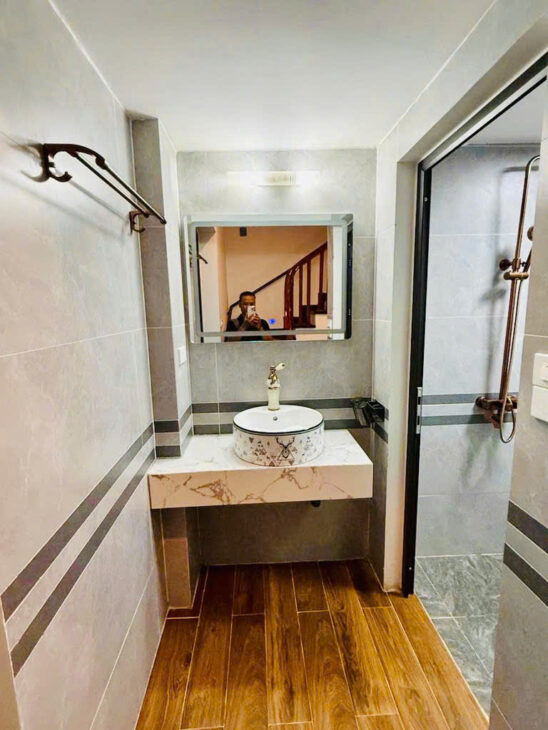Nhà gần Nguyễn Văn Huyên – 36m² x 6T – view thoáng – 9.2 tỷ