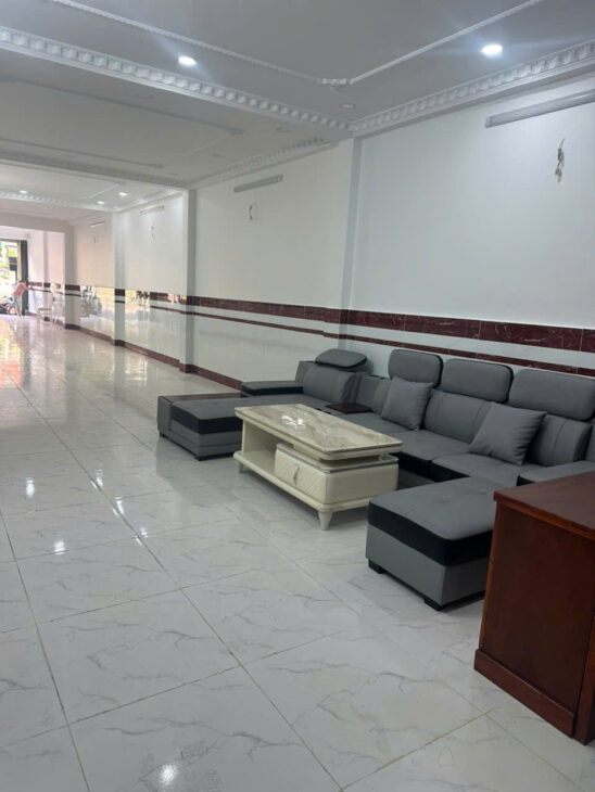 Bán nhà mặt tiền Nguyễn Thị Kiểu, Quận 12 – diện tích lớn 160,2 x 2 tầng – giá 16.5 tỷ TL