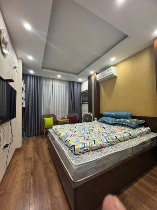 NHÀ ĐẸP PHỐ QUAN NHÂN, Ở SƯỚNG, TẶNG NỘI THẤT, GIÁ 7.2 TỶ.