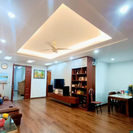 BÁN NHÀ VÕ CHÍ CÔNG, 35M² x 5 TẦNG, NGÕ THÔNG Ô TÔ, TỰ XÂY CHẮC CHẮN, GIÁ 7.9 TỶ