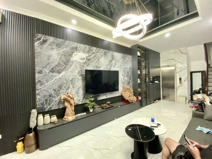 BÁN NHÀ ĐẠI TỪ- HOÀNG MAI, 34/36 M2, 6 TẦNG, THANG MÁY, GIÁ 9 TỶ.