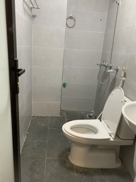 BÁN NHÀ THỊNH LIỆT- HOÀNG MAI, 34 M2, 6 TẦNG, THANG MÁY, MẶT TIỀN 4,3 M, GIÁ 8,95 TỶ.