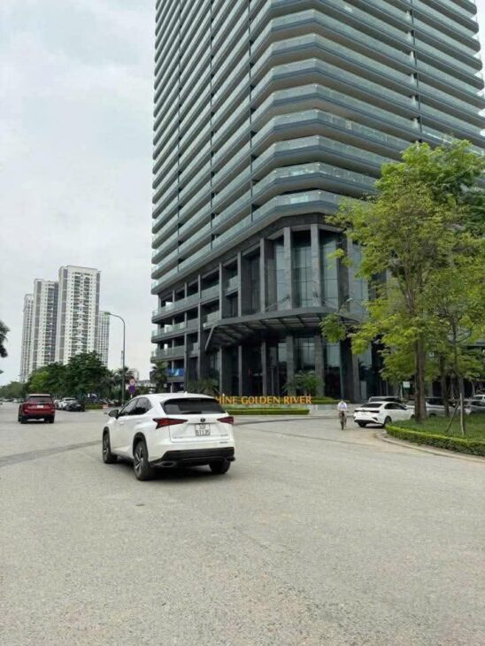 HIẾM , ĐẤT MẶT PHỐ PHÚ XÁ , PHÚ THƯỢNG , TÂY HỒ. 180 m2 , Mặt Tiền 10 m. Vỉa Hè , Kinh Doanh , Ô Tô