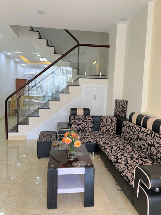 CẦN BÁN GÂP NHÀ KHU NGHỈ DƯỠNG GOLDEN Hills Phường 4 Đà Lạt