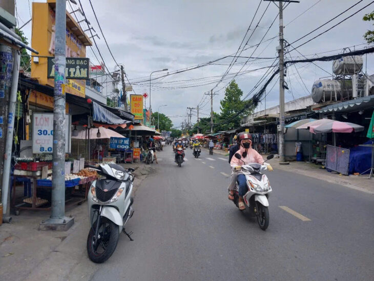 NHÀ 232M2 , MẠT TIỀN , GẦN NGUYỄN ÀNH THỦ, HIỆP THÀNH, Q12.