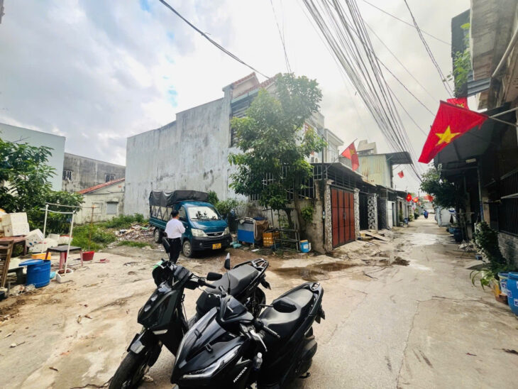 BÁN NHÀ 64M2 HẺM ÔTÔ – SÁT HOÀNG HOA THÁM – ĐÔNG HÒA – DĨ AN – TPHCM – GIÁ NHỈNH 3 TỶ