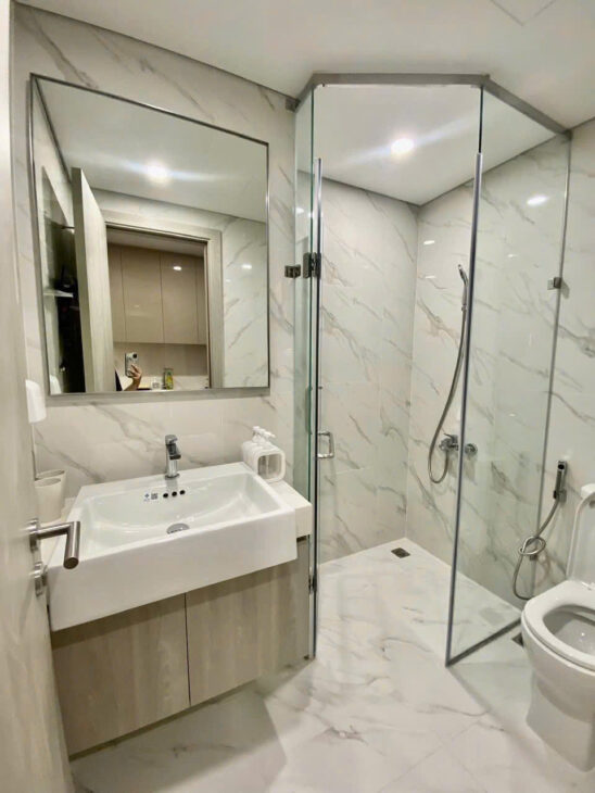 Bán nhà Khâm Thiên, Đống Đa, 52m2 x 5T, 5 ngủ, SĐCC, 14 tỷ. LH: 0975948906