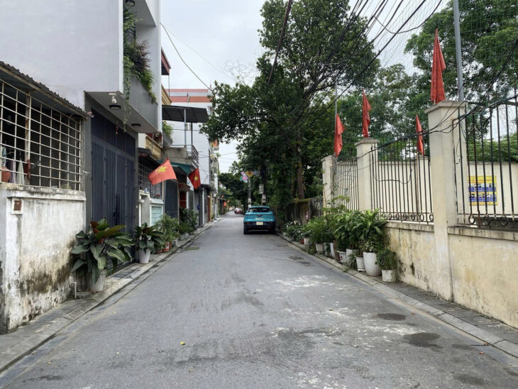 BÁN ĐẤT 62.2M2 LÂM TIÊN THỊ TRẤN ĐÔNG ANH – Ô TÔ TRÁNH, SẴN NHÀ – GIÁ 9X