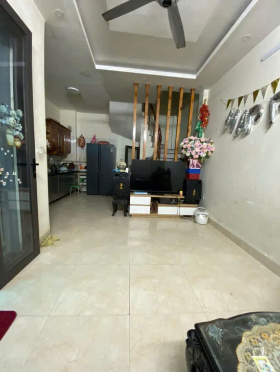 SIÊU PHẨM – DÂN XÂY – KHUNG CỘT BÊ TÔNG – NGÕ THÔNG – Ô TÔ ĐỖ CỔNG- ĐỊNH CÔNG HẠ