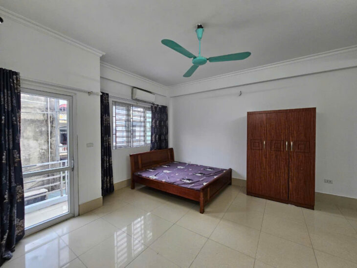 Bán nhà Việt Hưng -Dân xây –73m- 5 tầng – nở hậu- sát phố -9,7 tỷ ( Thương Lượng)