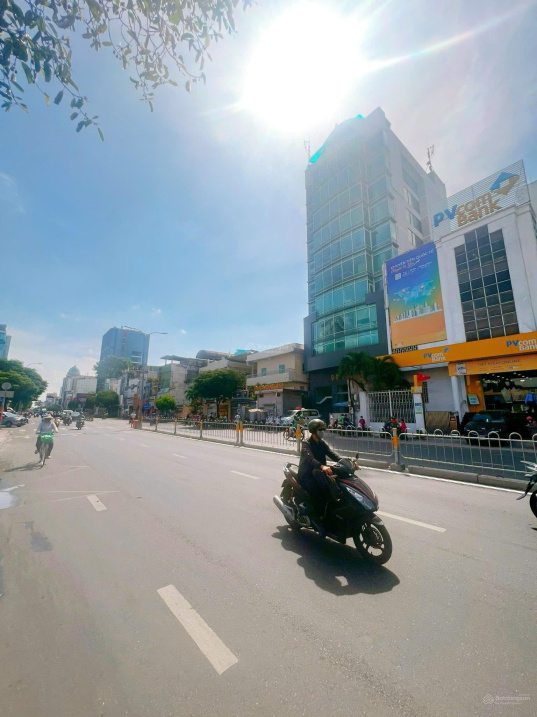 Bán tòa nhà góc 2MT Phan Đăng Lưu – Trần Kế Xương, Q. Phú Nhuận, 334.7m², 1 hầm 4 tầng, 170 tỷ