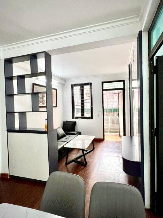 🏠 Căn hộ đẹp Đường Láng – Tầng 2 – 68m² – 2PN, 2WC – Full nội thất – Chỉ 2.6 tỷ