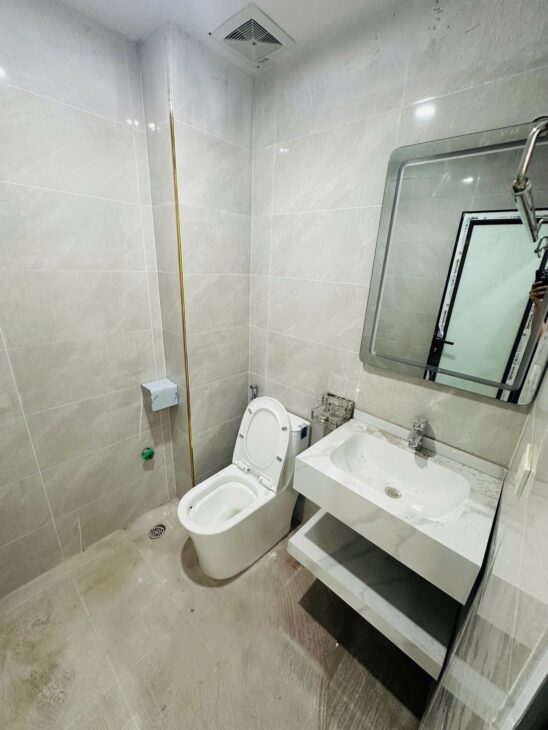 PHÂN LÔ – VỈA HÈ – THANG MÁY – Ở NGAY – KINH DOANH ĐỈNH – PHÚ DIỄN 40M² – 6 TẦNG – 13.9 TỶ
