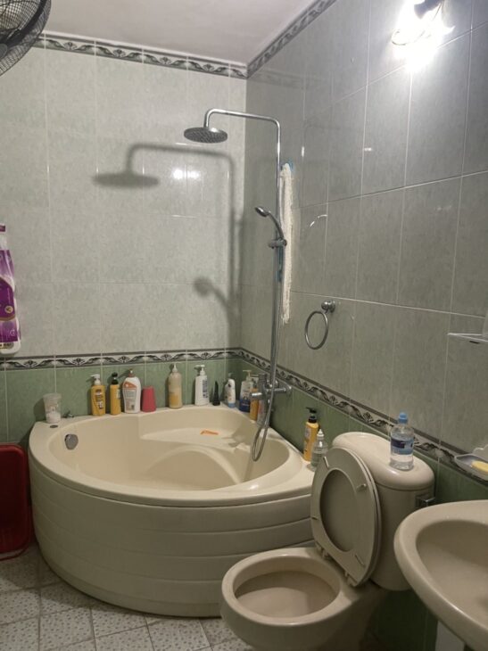 BÁN NHÀ PHỐ DƯƠNG QUẢNG HÀM, CẦU GIẤY: 100M2, 4 TẦNG, 4 NGỦ, SỔ ĐỎ CHÍNH CHỦ, GIÁ CHỈ 42 TỶ – GỌI