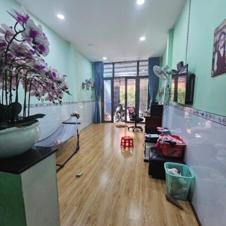 Hẻm Xe Hơi -Tân Chánh Hiệp 35, Ngay Chợ Tân Chánh Hiệp – Nhà 2 Tầng, DT: ( 4m x 16m ), sổ công nhận