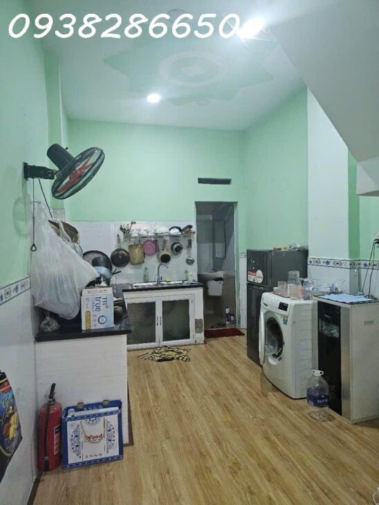 Hẻm Xe Hơi -Tân Chánh Hiệp 35, Ngay Chợ Tân Chánh Hiệp – Nhà 2 Tầng, DT: ( 4m x 16m ), sổ công nhận