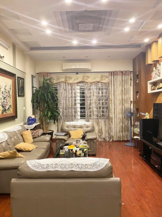 Nhà Cổ Nhuế – 38m² x 5 tầng – Gần Cầu Noi – Sổ đỏ – 8,3 tỷ