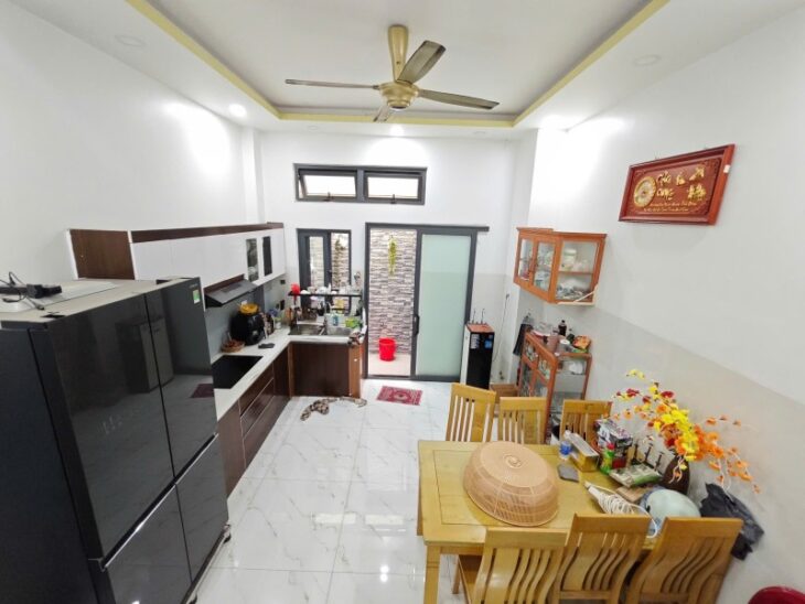 Bán nhà 4 tầng, 62m², 4PN, 5WC, 6.7 tỷ, Tam Bình, Thủ Đức