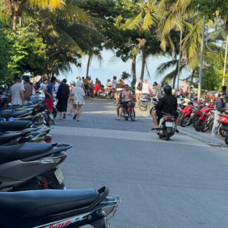 + Đất biển mặt tiền Võ Văn Kiệt, nằm giữa trung tâm bãi 2 tắm mỹ khê và Phạm Văn Đồng, cạnh khu Dự