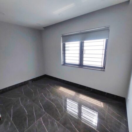 Bưng Ông Thoàn, Phú Hữu – Nhà 4 tầng Hoàn công đủ, Nội thất đầy đủ, Xe hơi vào nhà, Giá 7,2 Tỷ