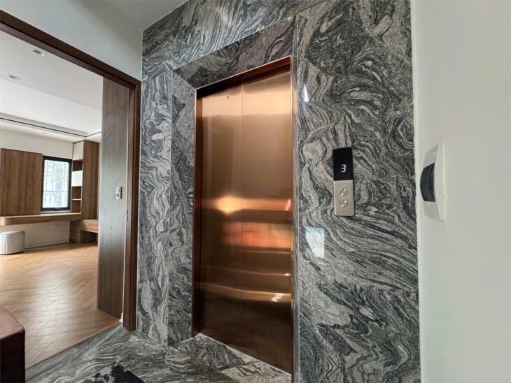 BÁN NHÀ 7 TẦNG THANG MÁY – LÔ GÓC, BÁT KHỐI, LONG BIÊN