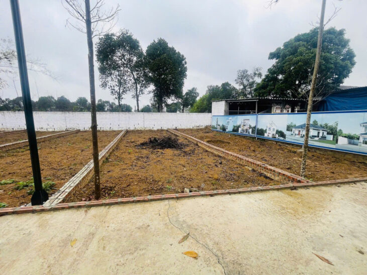 Bán đất nền Láng Hòa Lạc 100m2 giá 2.2 tỷ – gần FPT, sổ đỏ riêng, khu dân cư đông đúc Nguyễn Hùng