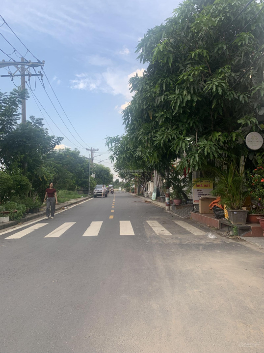 Tòa nhà 7 tầngMT Lê Thánh Tôn, Bến Nghé, Q1 – 289m², 28 CHDV, 75 tỷ