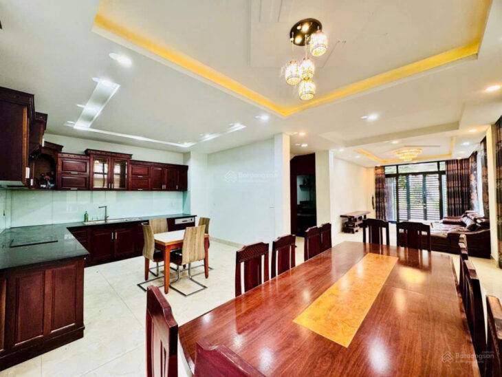 BÁN LÔ ĐẤT RẺ SỔ HỒNG 136 M2 NGANG 11 ĐƯỜNG HỒ BÁ PHẤN